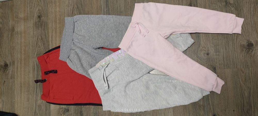 Теплі брендові штанці для дівчинки,р.92/98(18-24 міс)-130 грн/шт