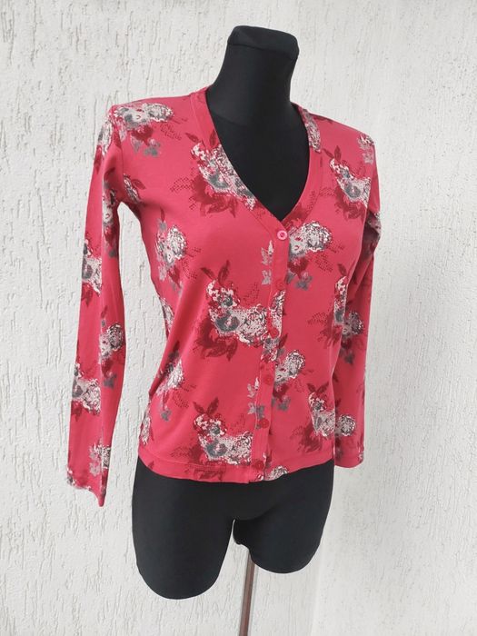 Sweterek rozpinany w roz S/M.