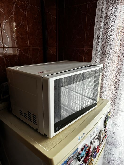 Мікрохвильовка LG Робоча