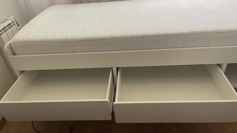 Cama solteiro com arrumação – branca