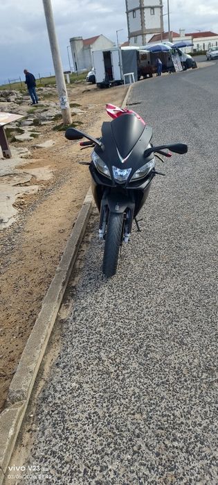 Vendo ou troco Aprilia rs4