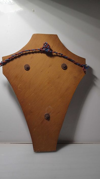 Crucifixo antigo em metal
