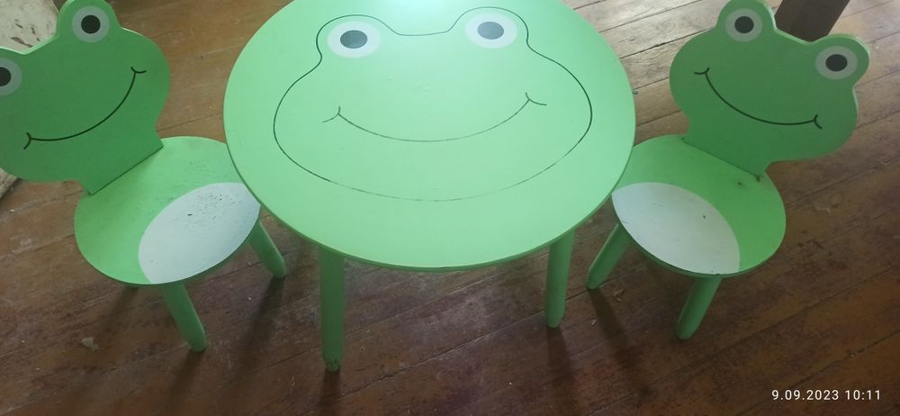 Zestaw mebli dla dzieci