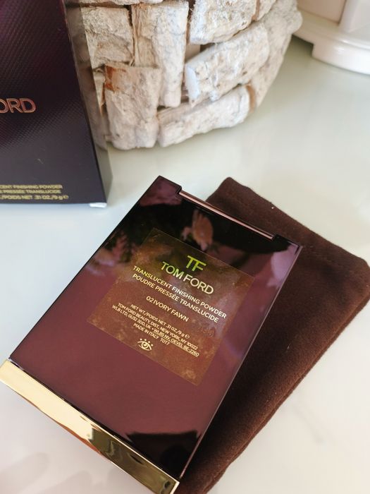 Tom Ford oryginalny nowy puder w kamieniu etui pudełko cudo