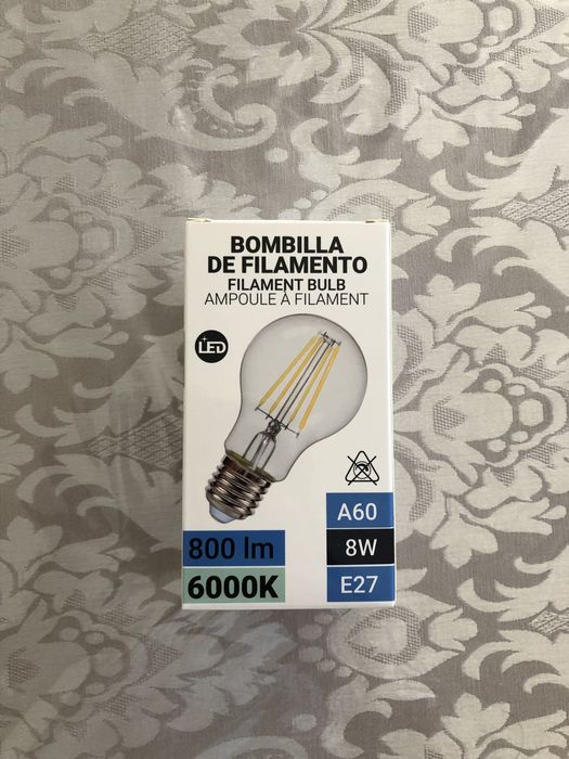 Grinalda de exterior e lâmpadas64585741532801121