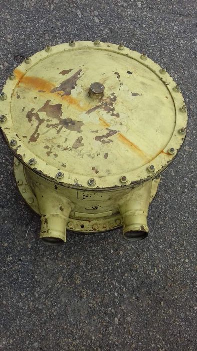 Холодильник водо_водяний для двигуна 3Д6
 водо-водяний для  
двигуна