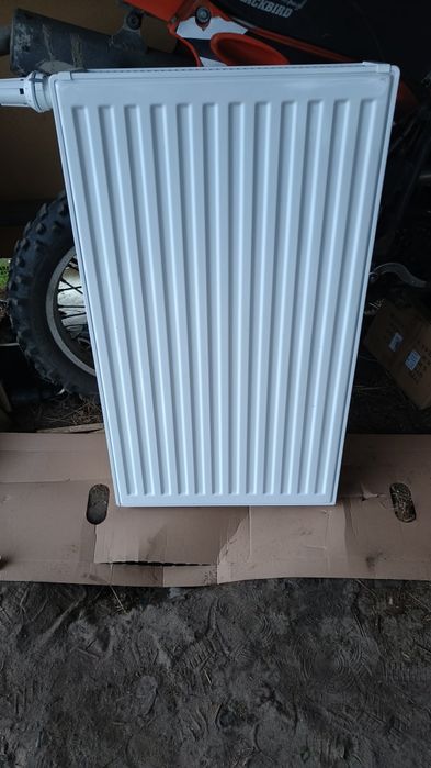 Grzejnik v 50x90 nowy