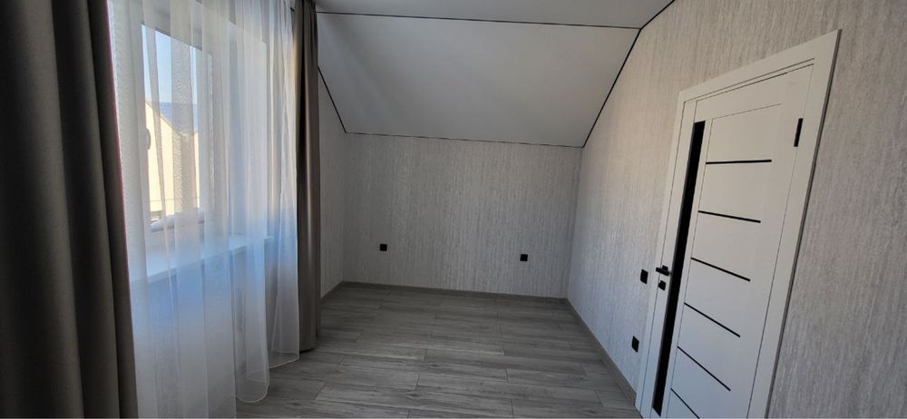 Продається готовий дуплекс з ремонтом та благоустроєм ( Зарванці)