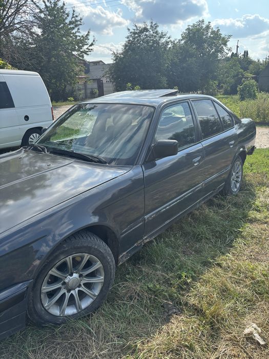 BMW E34
