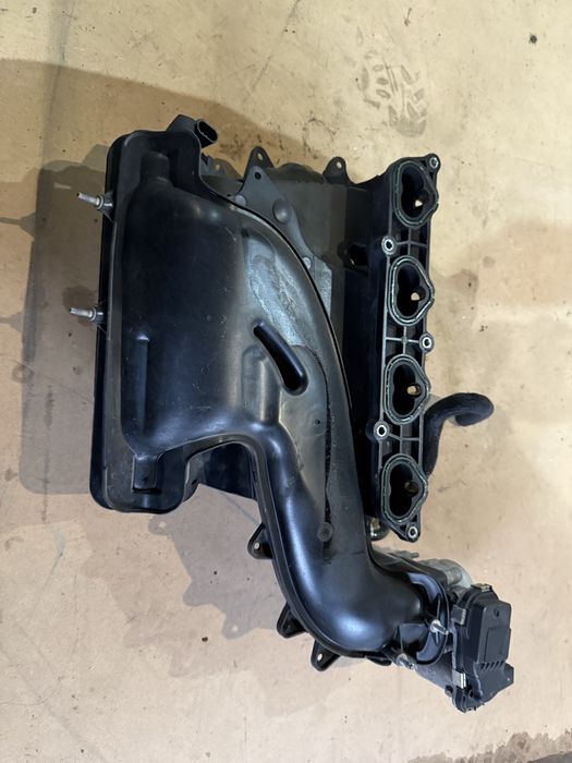 Впускний впускной коллектор впуск двигуна мотора двигателя jeep compass 2.4 2017 2018 2019 2020