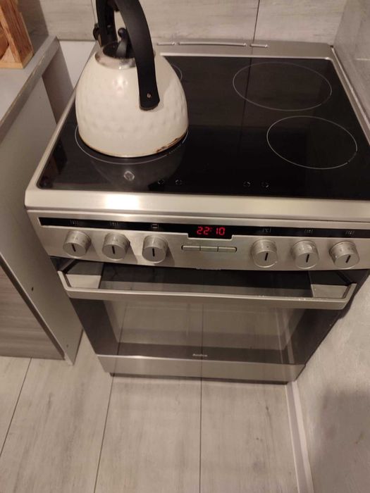 Wolnostojąca indukcja