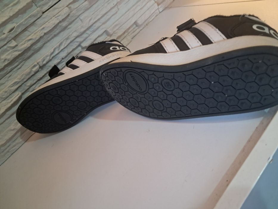 Buty chłopięce Adidas roz.30