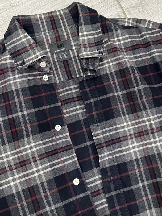Базова сорочка в клітинку HM