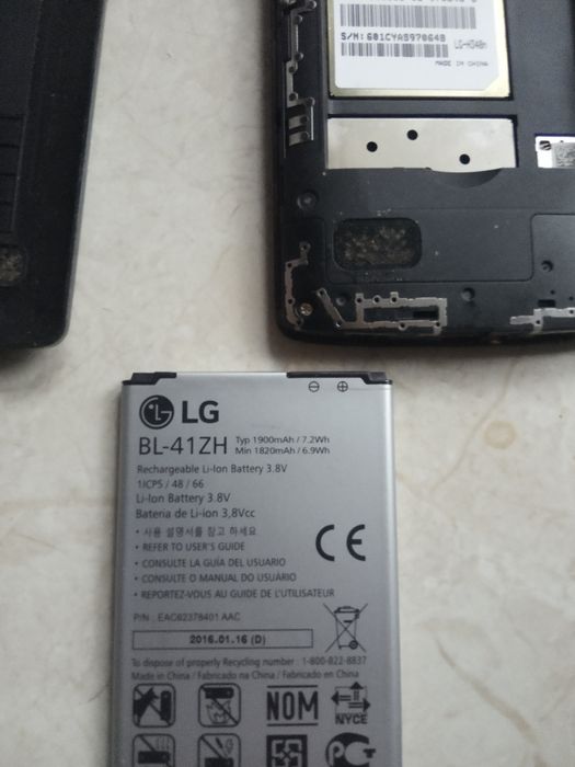 Telefon LG H340n