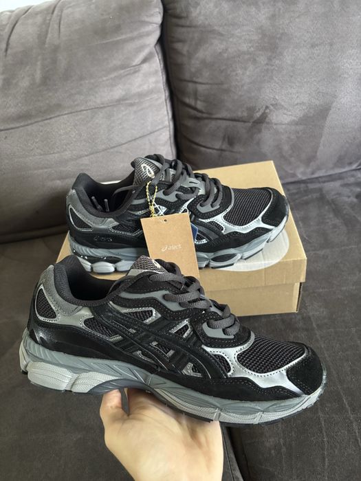 Asics Gel-Nyc 42 NOWE