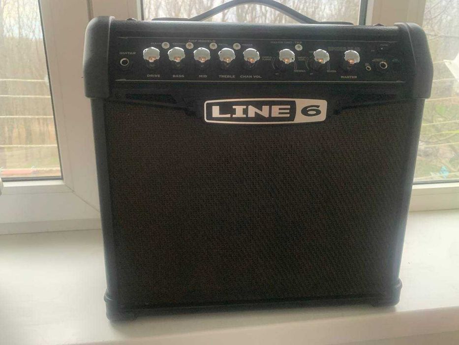 Комбопідсилювач Line 6 Spider IV 15