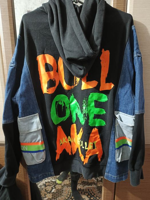 Крутий бомбер та бомбезна худі