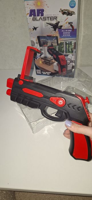 Ігровий  бластер  доповненої реальності (AR Blaster) новий