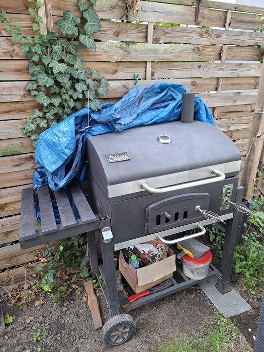 Grill weglowy duży żeliwne palenisko
