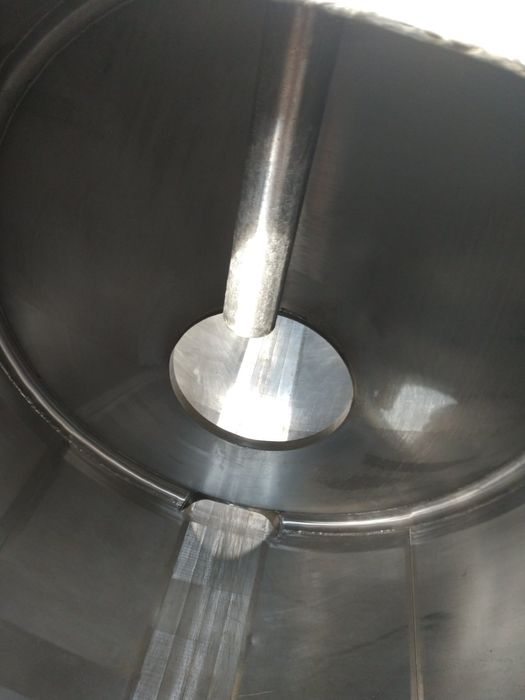 Продам напівпричеп цистерну харчову