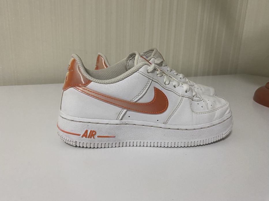 Кросівки nike air force 1 білі шкіряні кеди