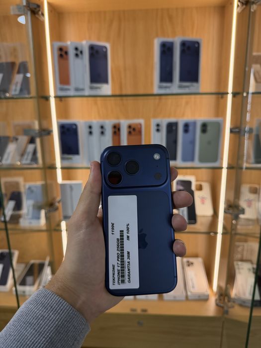 IPHONE 17 PRO 256GB COMPLETAMENTE NOVO