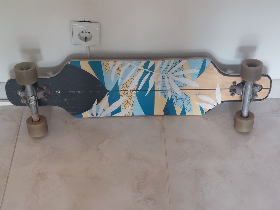 Skate longboard (pouco uso)