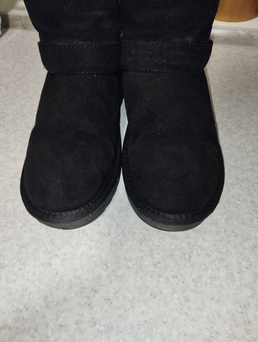 Жіночі теплі уггі