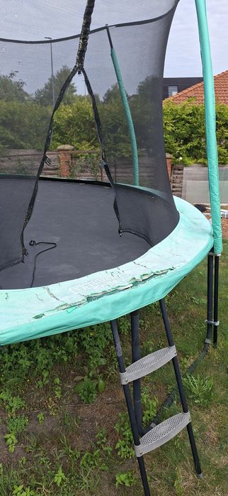 Trampolina o średnicy 4.2m