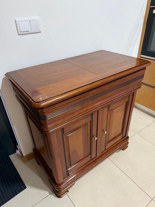 Móvel TV em madeira cerejeira