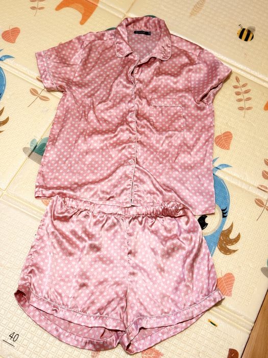 Піжама жіноча.