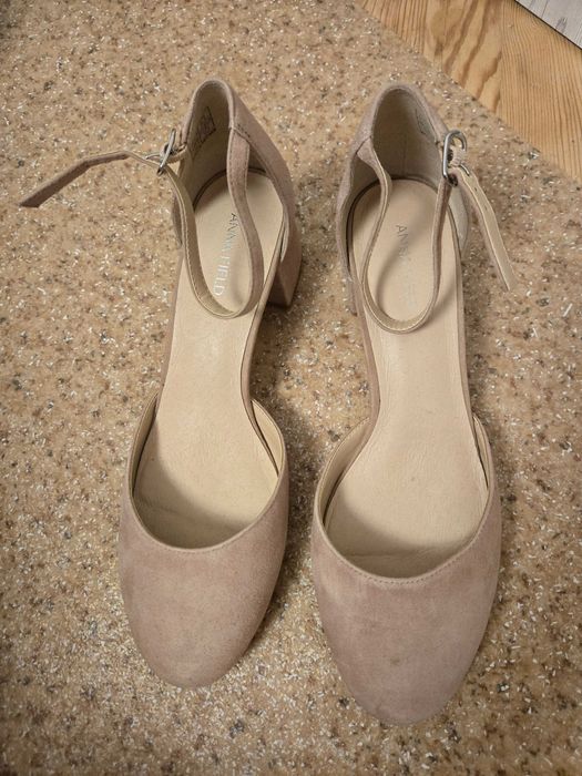 Туфлі замшеві світло бежеві