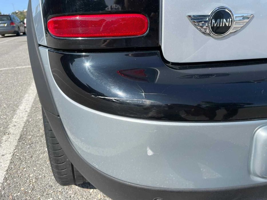 Carro em boas condições