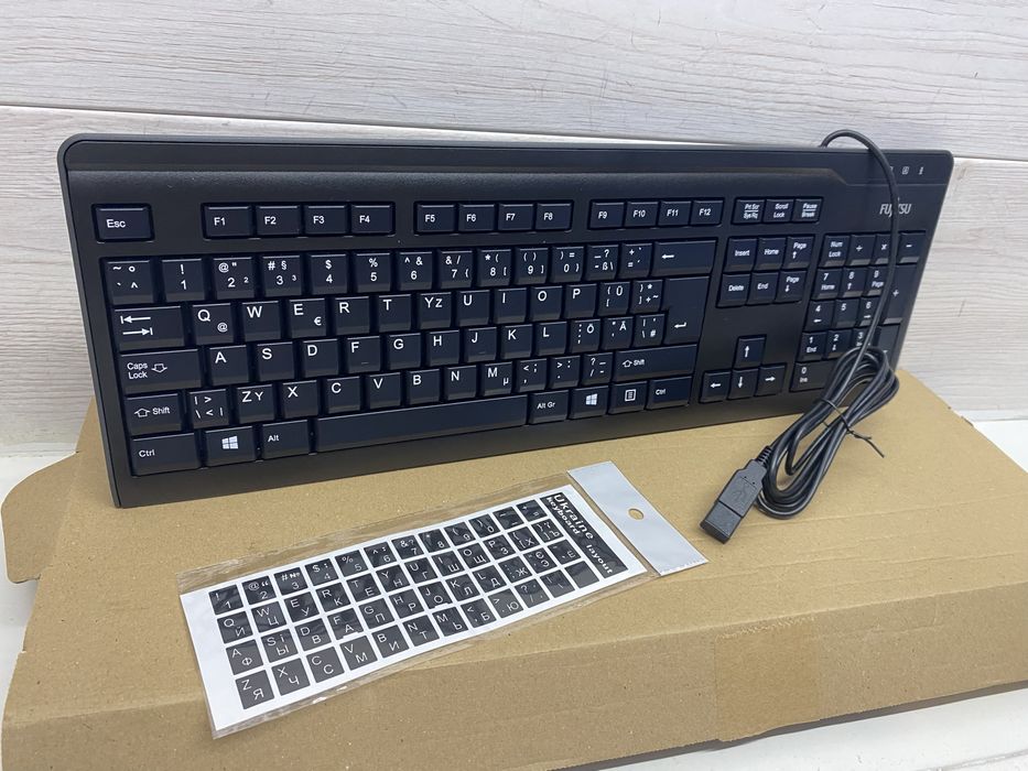 Клавіатура Fujitsu KB410 K USB – нова, в оригінальній упаковці