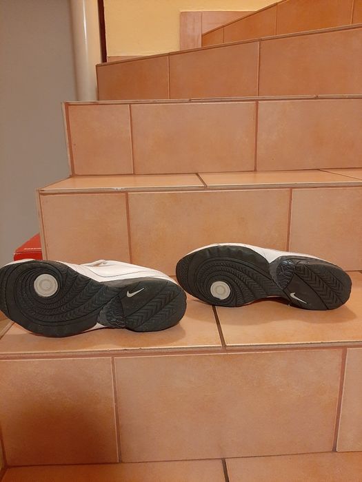 Buty Nike rozm 40