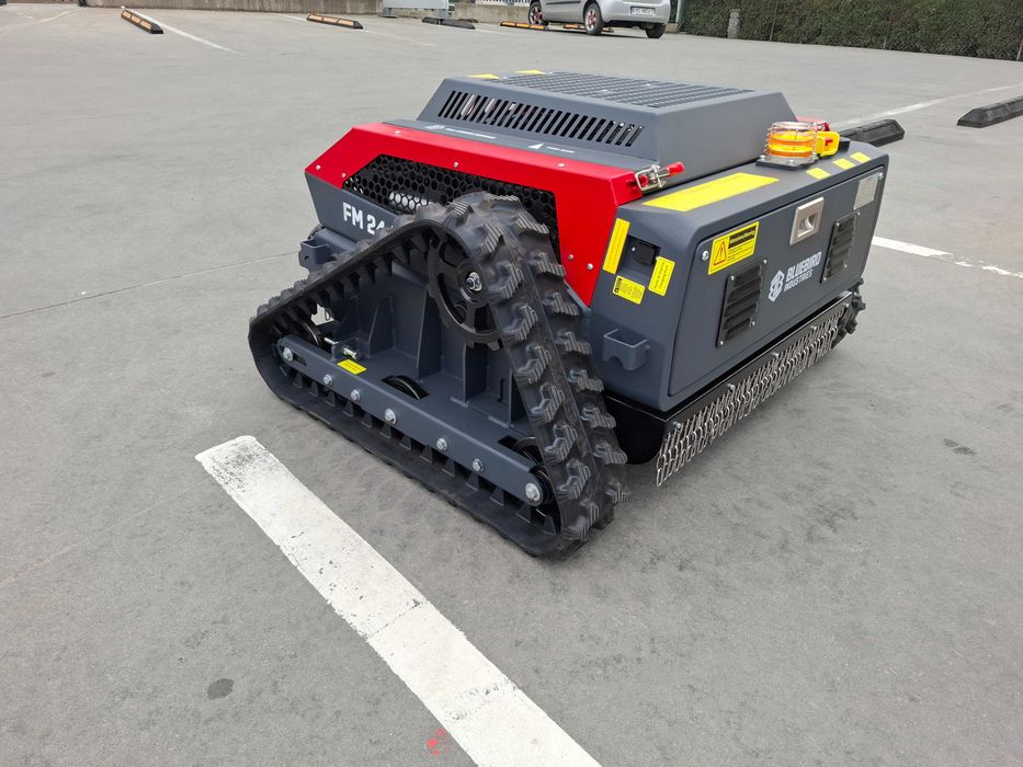 Robot Koszący-Kosiarka zdalnie Sterowana - BLUEBIRD FM 24-70 - MULCZER