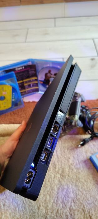 Konsola PlayStation 4 Slim 1TB,2 Pady. 10.50 JB goldHEN Igła