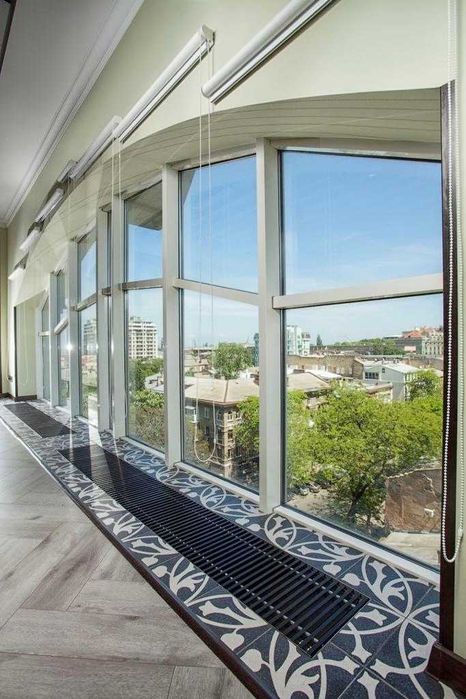 Красивый офис в центре, 140 м2. Новый дом. Терраса.