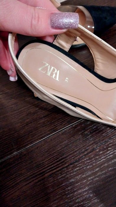 Zara босоніжки літні