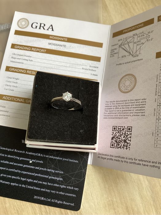 Srebrny pierścionek z lab diament Moissanite 0,5 karata 5 mm