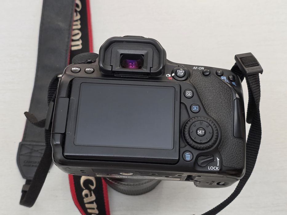 Canon 80D + Tamron 16-300mm VC