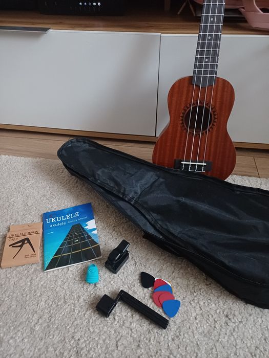 Ukulele  młodzieżowe