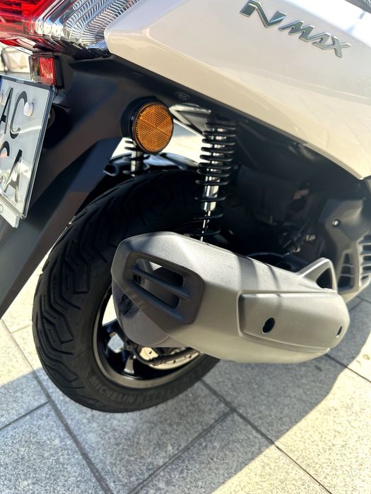 Yamaha NMAX 125 com Pack Urban