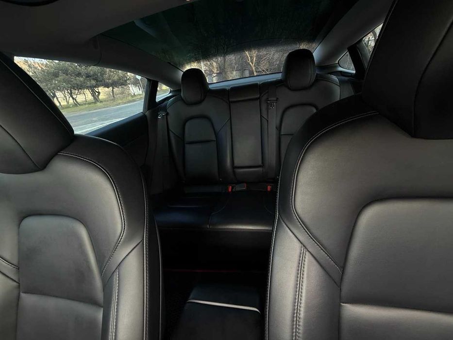 Tesla 3 2019 performance