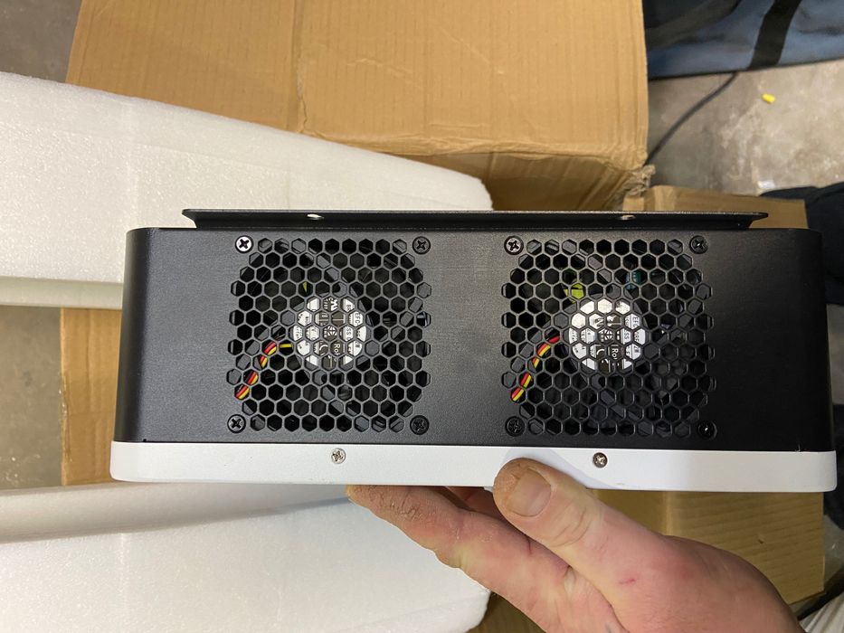 Гібридний інвертор