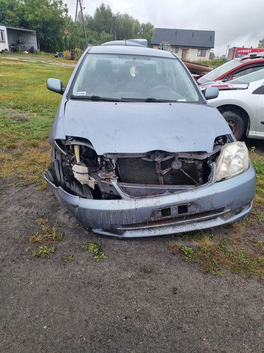 Toyota corolla e120 sedan 2003R lakier 8Q3 1.6 vvti 16v na czesci