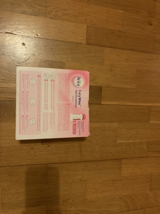 Máquina/Kit Roll-On Elétrico Veet Easy Wax