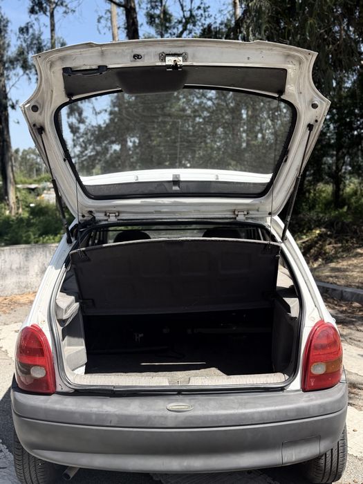 Opel Corsa B 1.7 Diesel NACIONAL