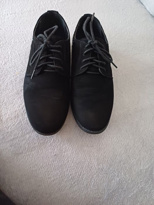 Buty chłopięce komunijne 34