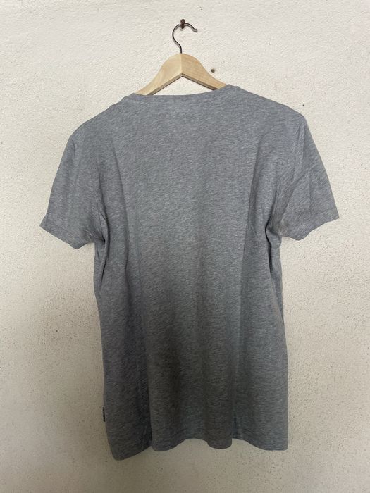 T-Shirt Cinzenta Napapijri